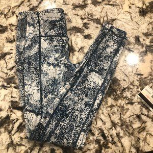 Lululemon Navy Blue & White Leggings